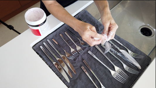 Flawless Flatware is Easy with Shurhold!