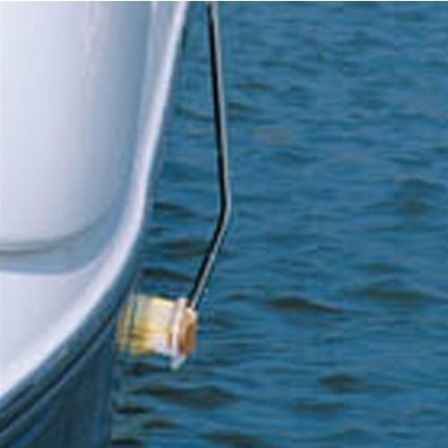 #102CH Shurhold Curved Adapter being used on boat hull close up