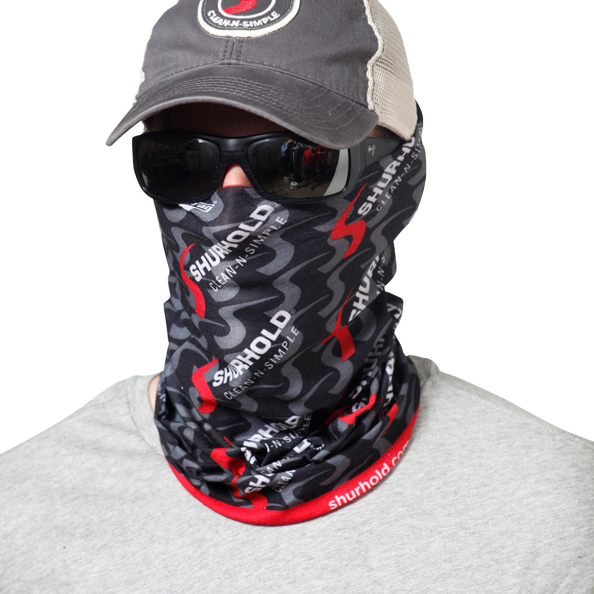 Man wearing Shurhold Dark Bandana over face